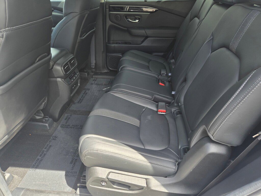 Certified 2025 Honda Pilot EX-L image 15