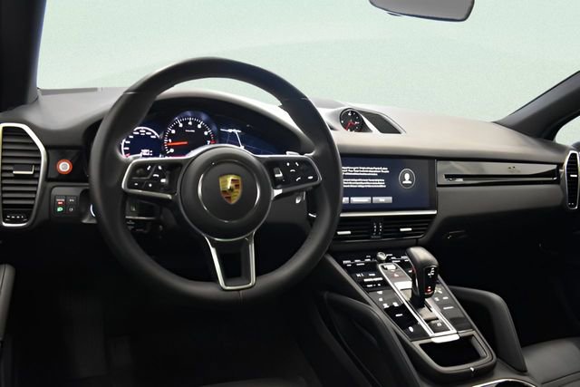 Used 2023 Porsche Cayenne image 23