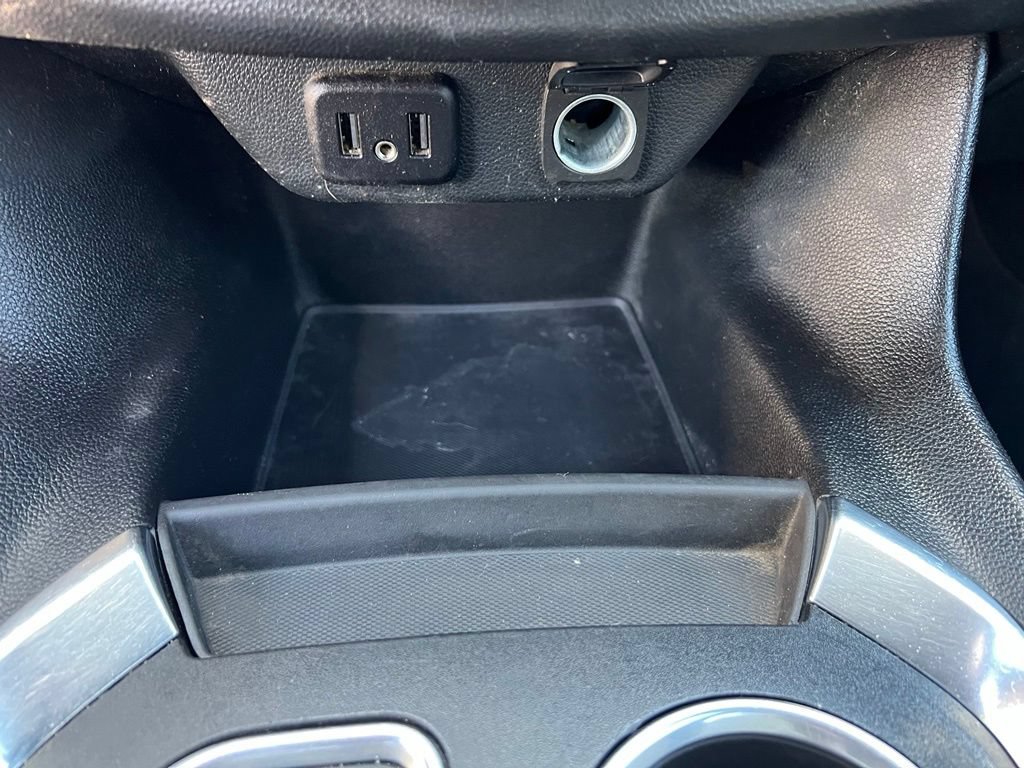 Used 2022 Chevrolet Traverse LS AWD/4WD image 33