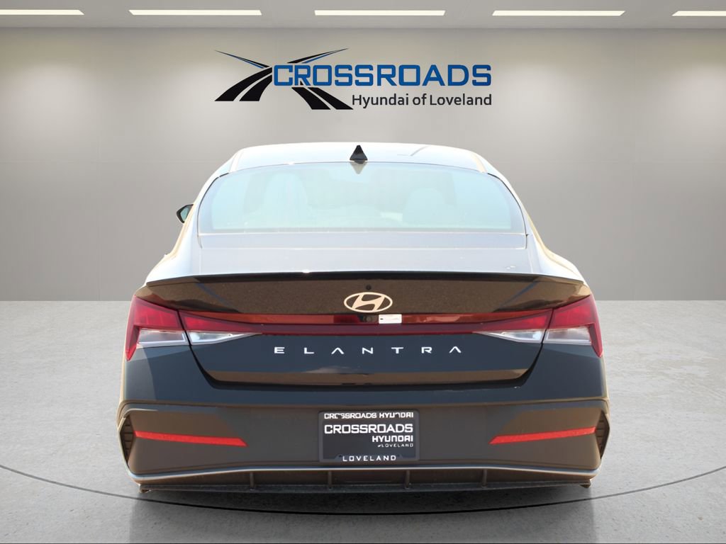 New 2025 Hyundai Elantra Sport w/ Cargo Package image 4