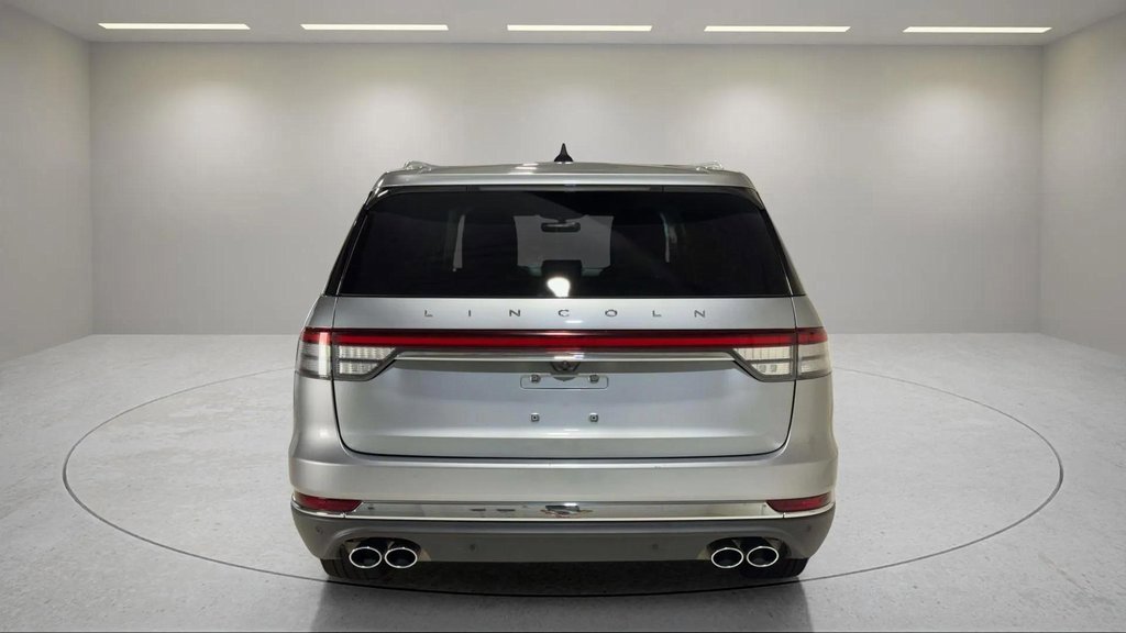 Certified 2022 Lincoln Aviator AWD w/ Premium Package image 4