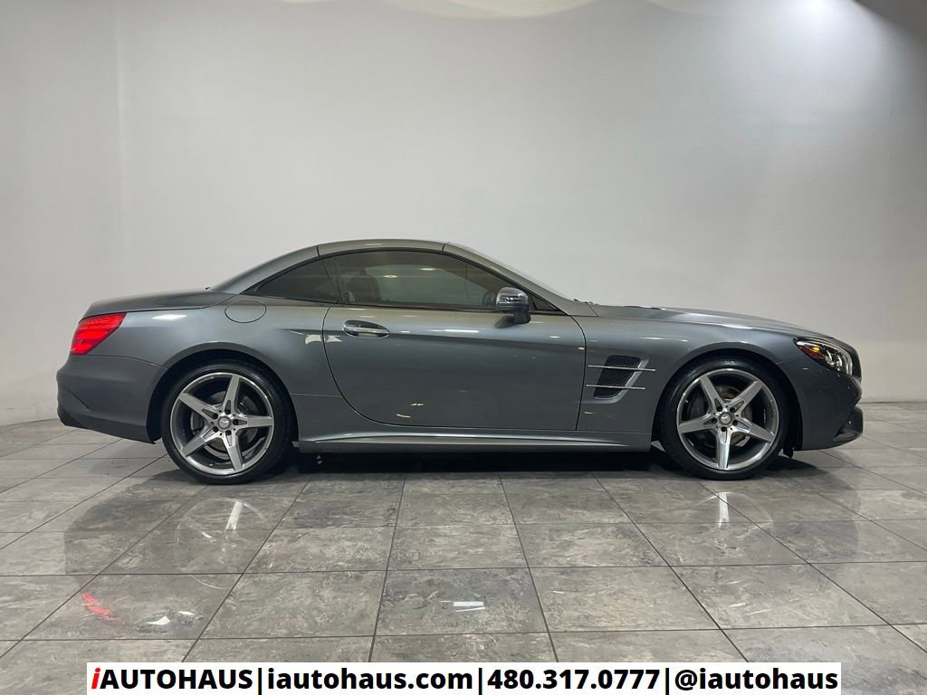 Used 2017 Mercedes-Benz SL 550 image 48