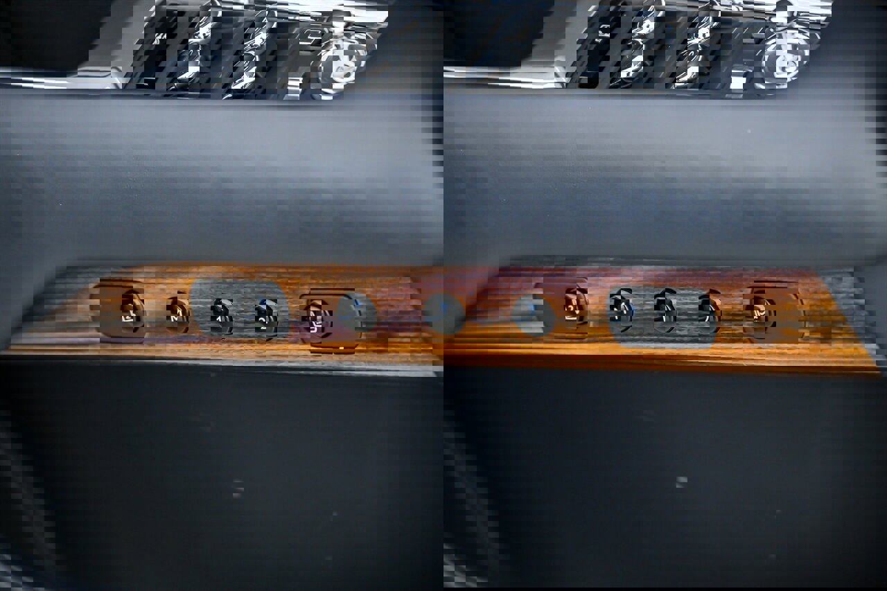 Used 2014 Rolls-Royce Wraith image 20