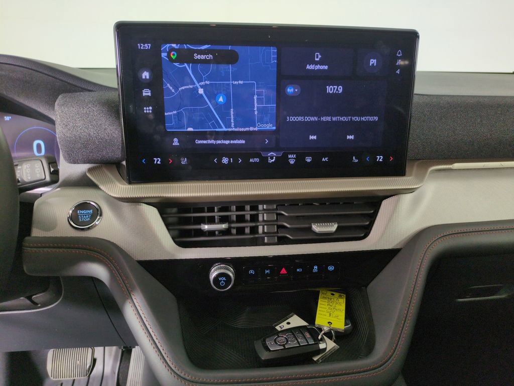 Used 2025 Ford Explorer Active w/ Active Comfort Package AWD/4WD image 21