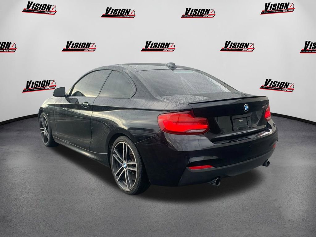 Used 2018 BMW M240i Coupe image 7