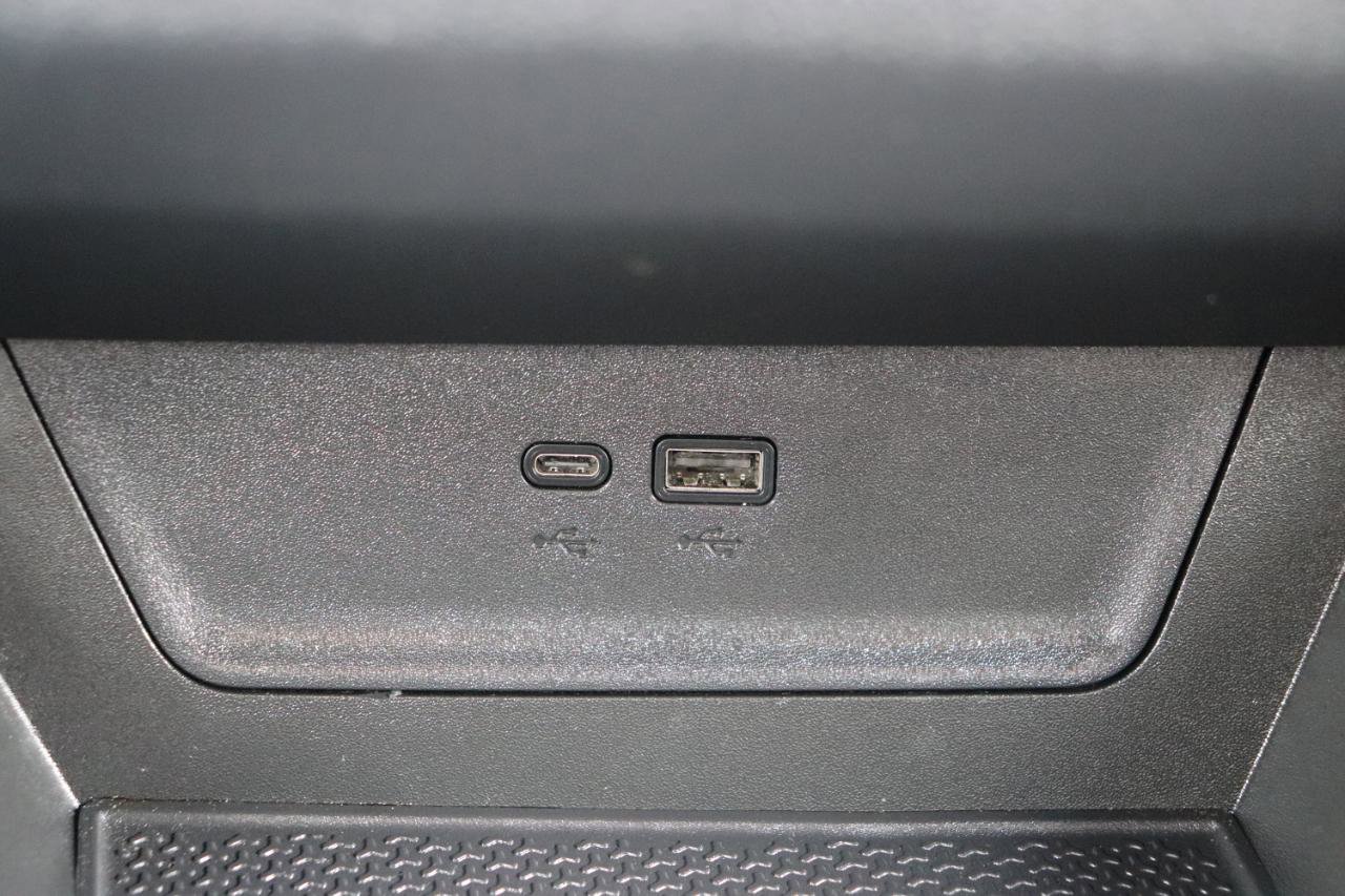 Used 2026 Chevrolet Equinox LT w/ Convenience Package II FWD image 37