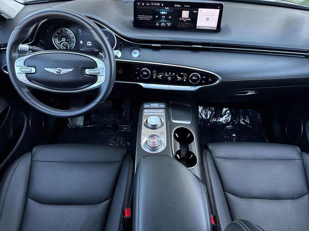 Used 2025 Genesis GV70 2.5T image 12