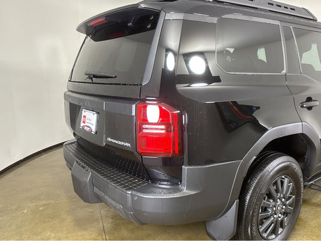 Used 2025 Toyota Land Cruiser image 22