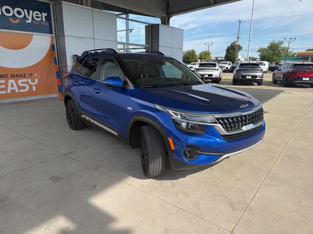 Used 2023 Kia Seltos Nightfall Edition AWD/4WD image 7