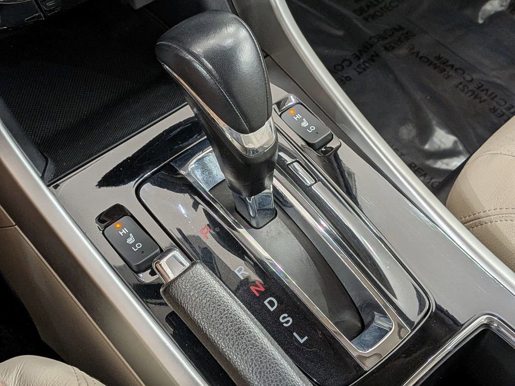 Used 2017 Honda Accord EX-L image 26