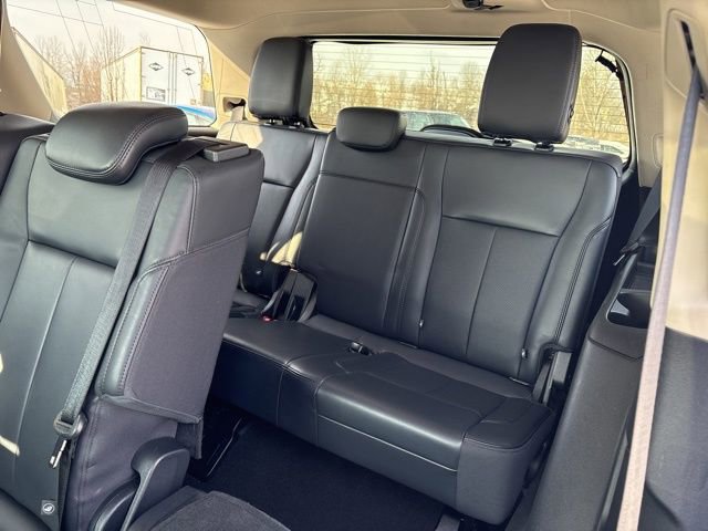 Used 2024 Ford Expedition XLT image 22