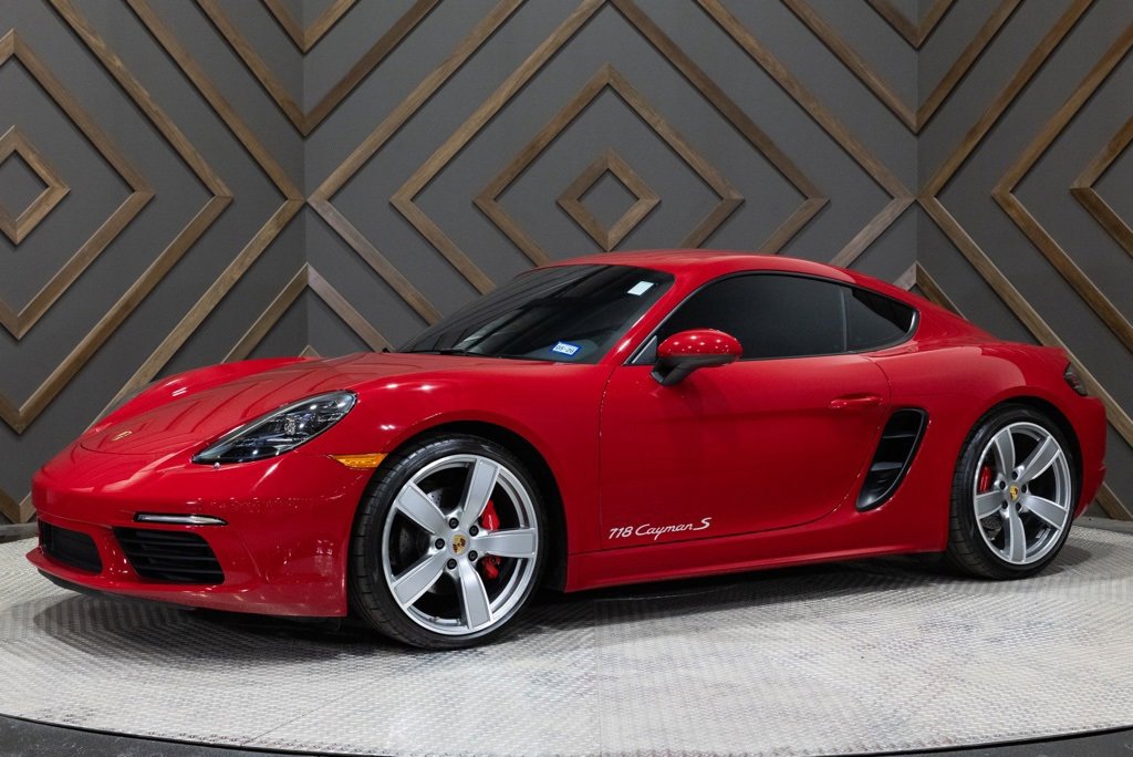 Used 2019 Porsche 718 Cayman S image 12