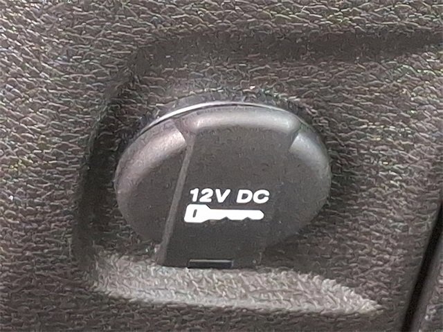 Used 2024 RAM 1500 Classic SLT image 19