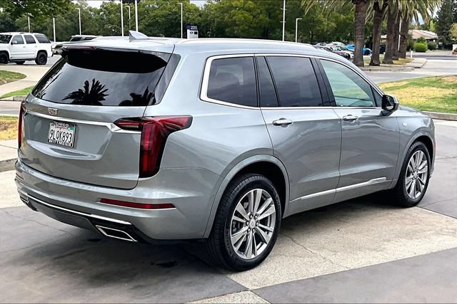 Used 2023 Cadillac XT6 Premium Luxury w/ Platinum Package AWD/4WD image 13