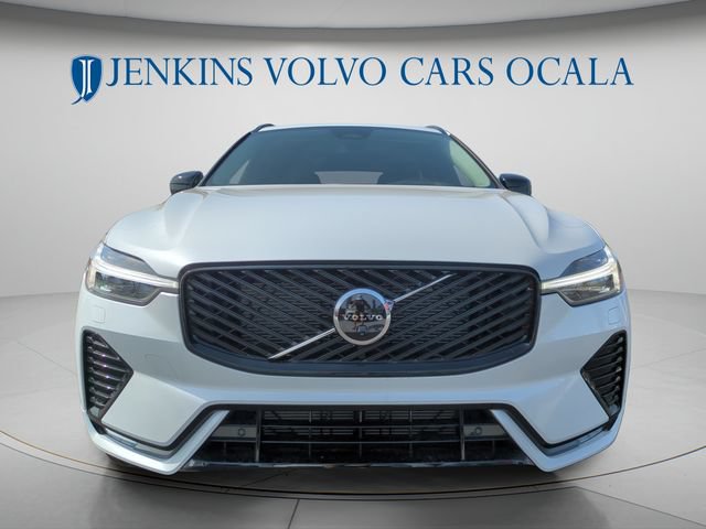 New 2026 Volvo XC60 B5 Plus w/ Protection Package Premier AWD/4WD image 8