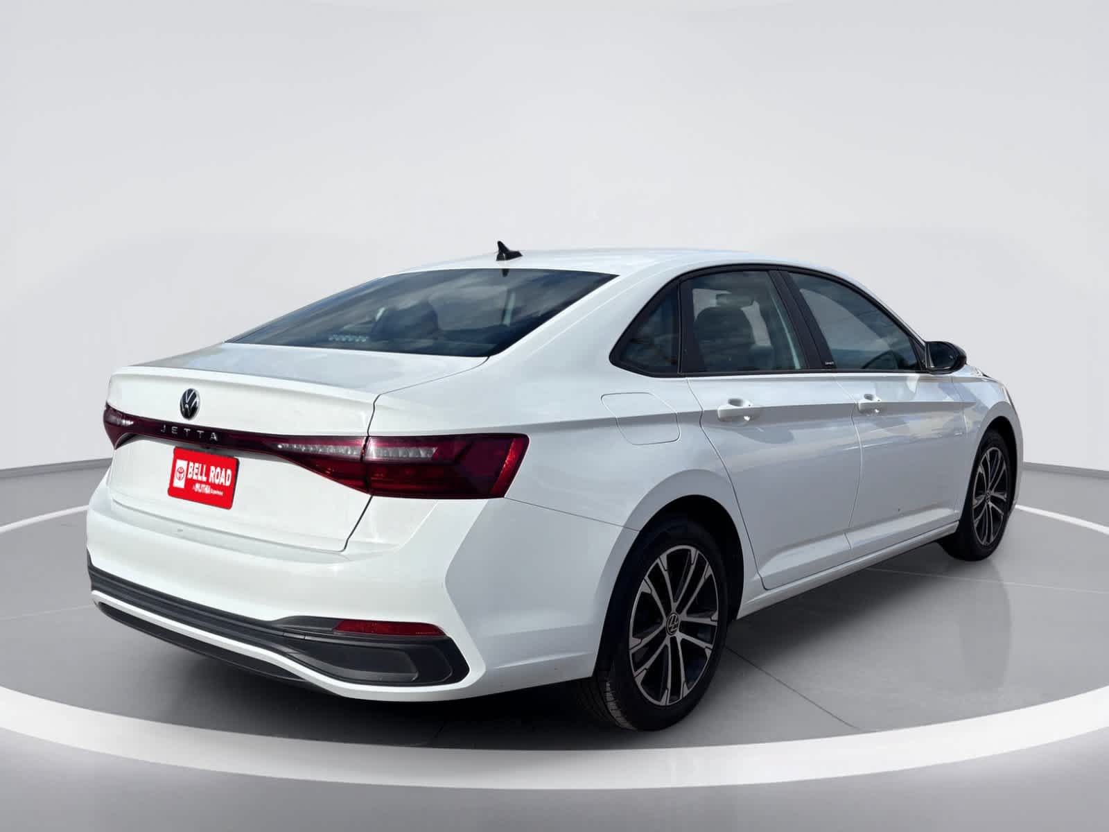 Used 2025 Volkswagen Jetta Sport FWD image 6