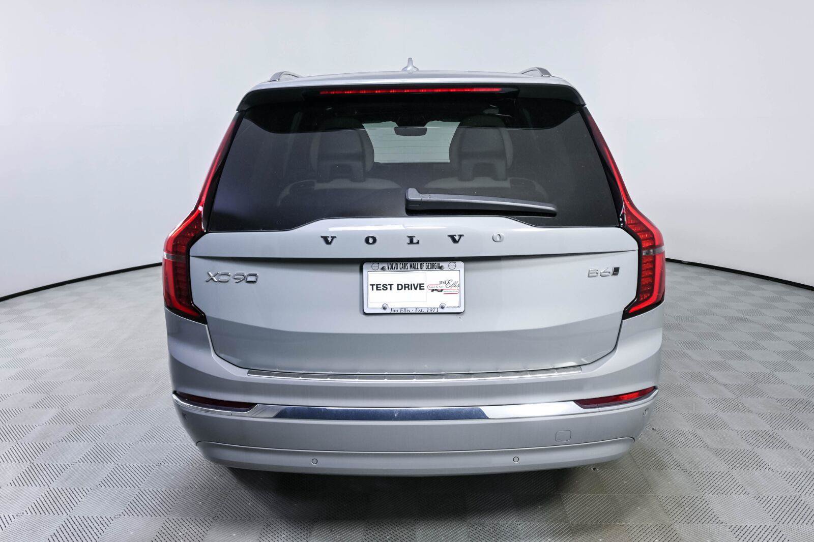 New 2026 Volvo XC90 B6 Plus w/ Protection Package Premier AWD/4WD image 28