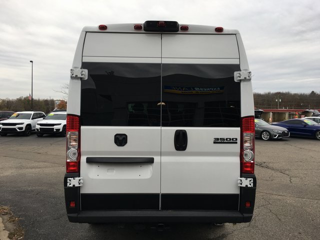 Used 2024 RAM ProMaster 3500 w/ Leather Interior Group FWD image 4