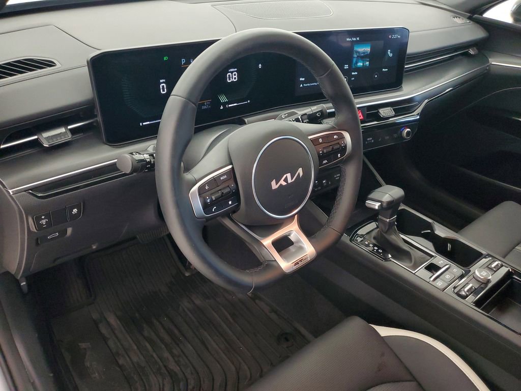 Certified 2025 Kia K5 GT-Line image 11