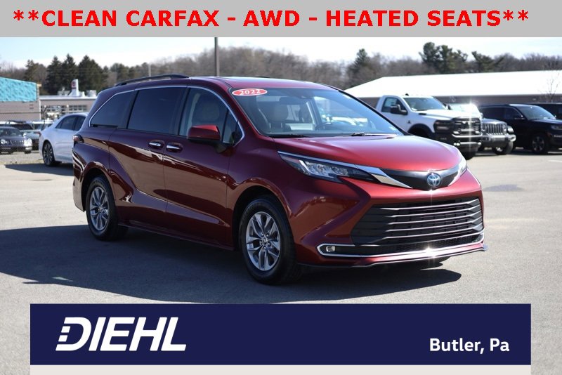 Used 2022 Toyota Sienna XLE image 1