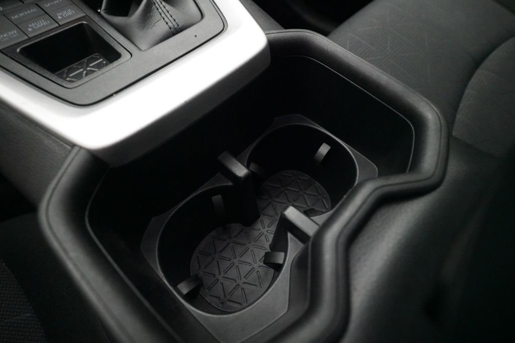 Used 2025 Toyota RAV4 XLE image 15