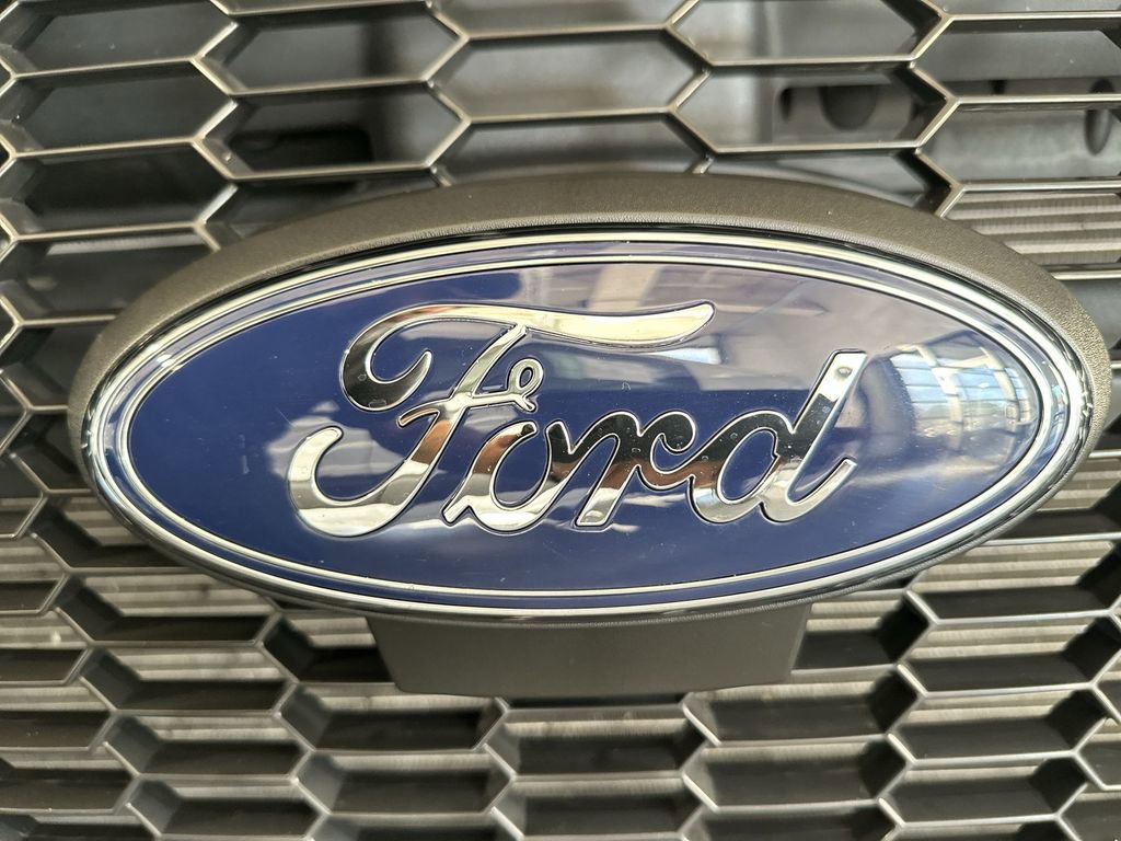 Used 2024 Ford Transit 250 Low Roof w/ Exterior Upgrade Package image 25