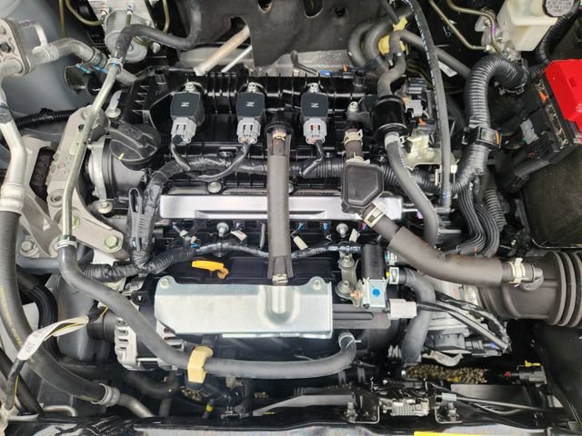 Used 2024 Nissan Kicks SV FWD image 27