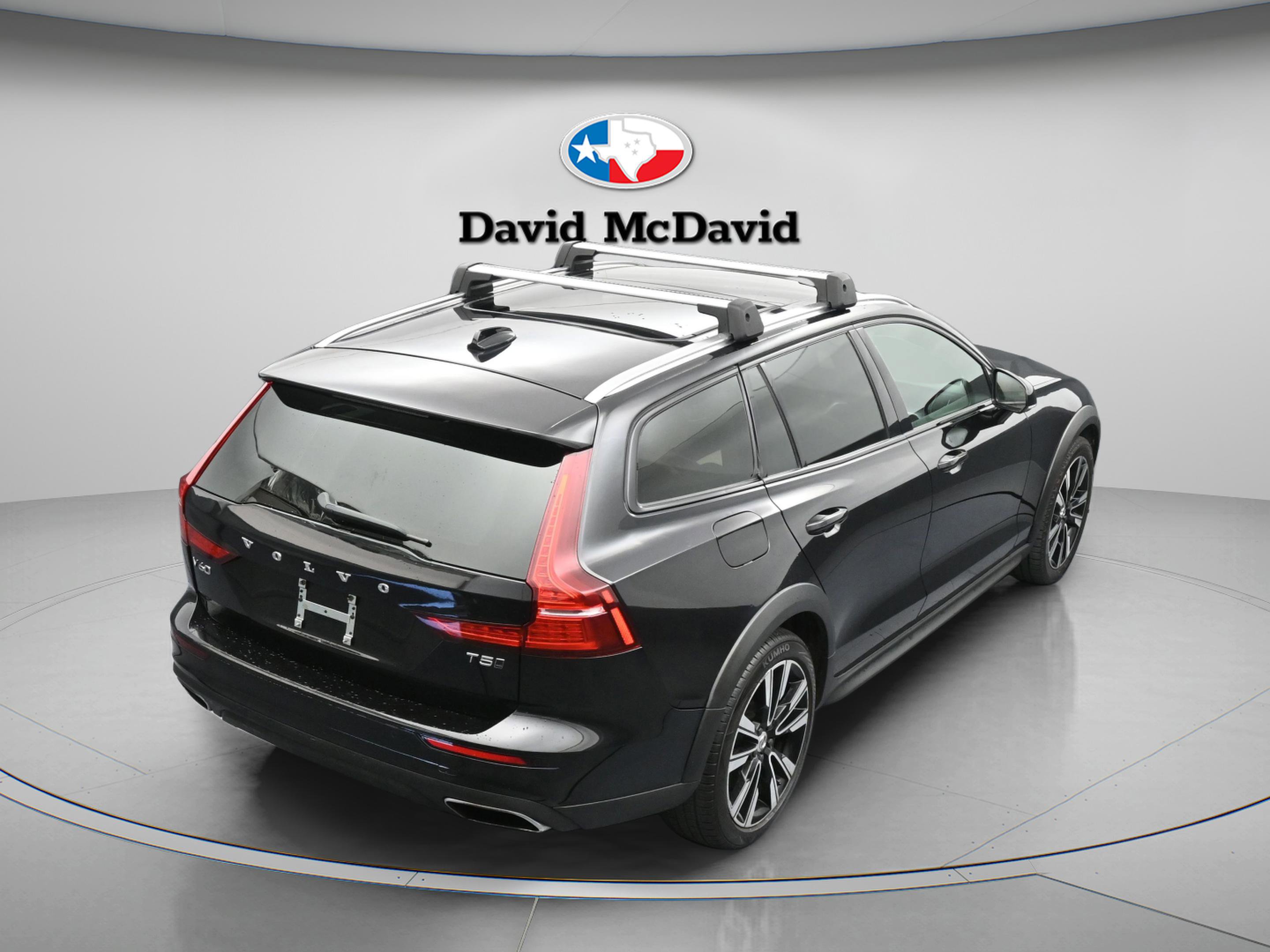 Used 2020 Volvo V60 T5 Cross Country w/ Protection Package image 20