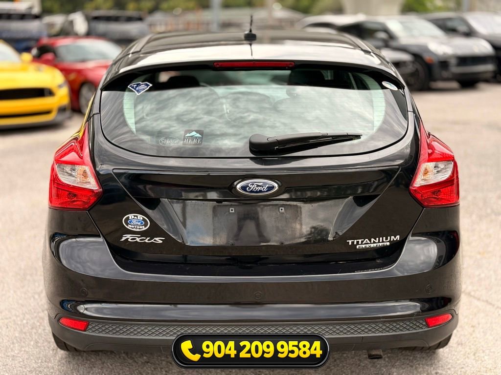 Used 2014 Ford Focus Titanium FWD image 8