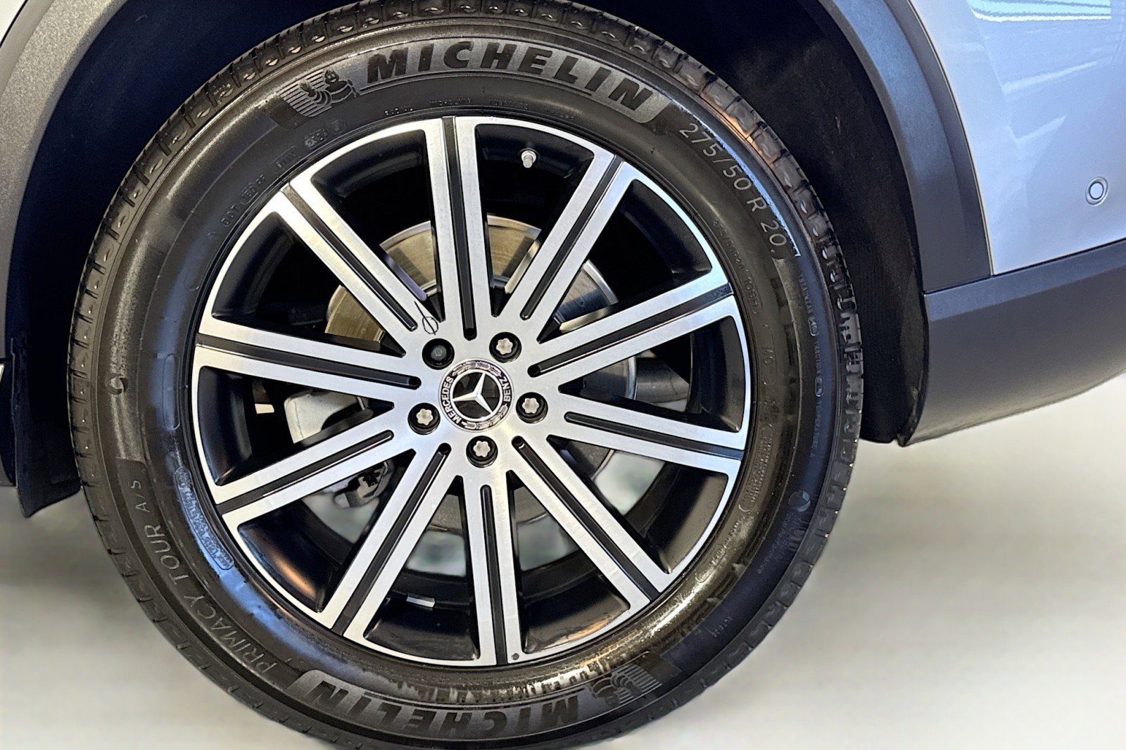 Certified 2025 Mercedes-Benz GLE 350 4MATIC w/ Winter Package image 30