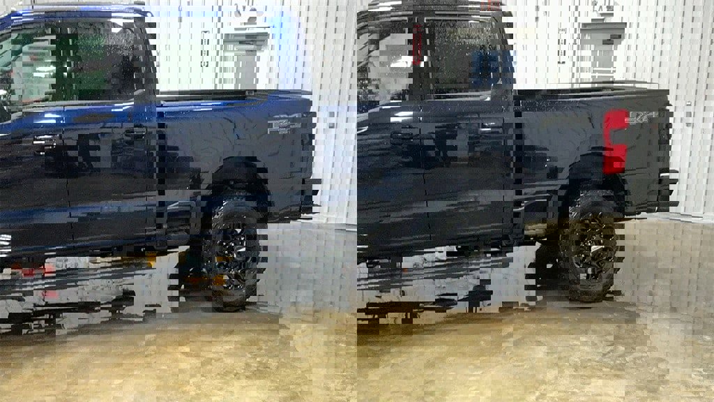 New 2025 Ford F350 Lariat w/ Black Appearance Package image 29
