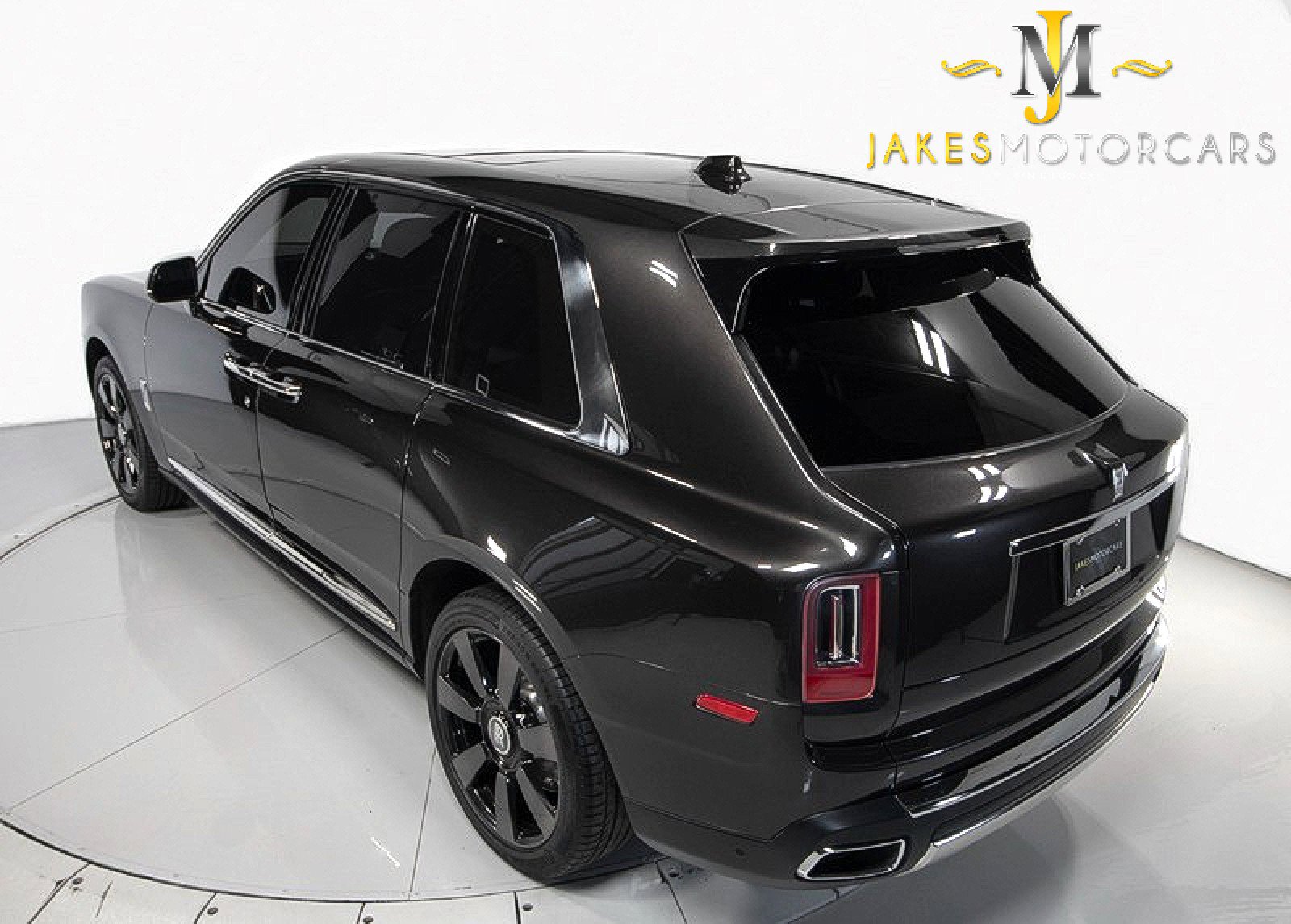 Used 2019 Rolls-Royce Cullinan image 8