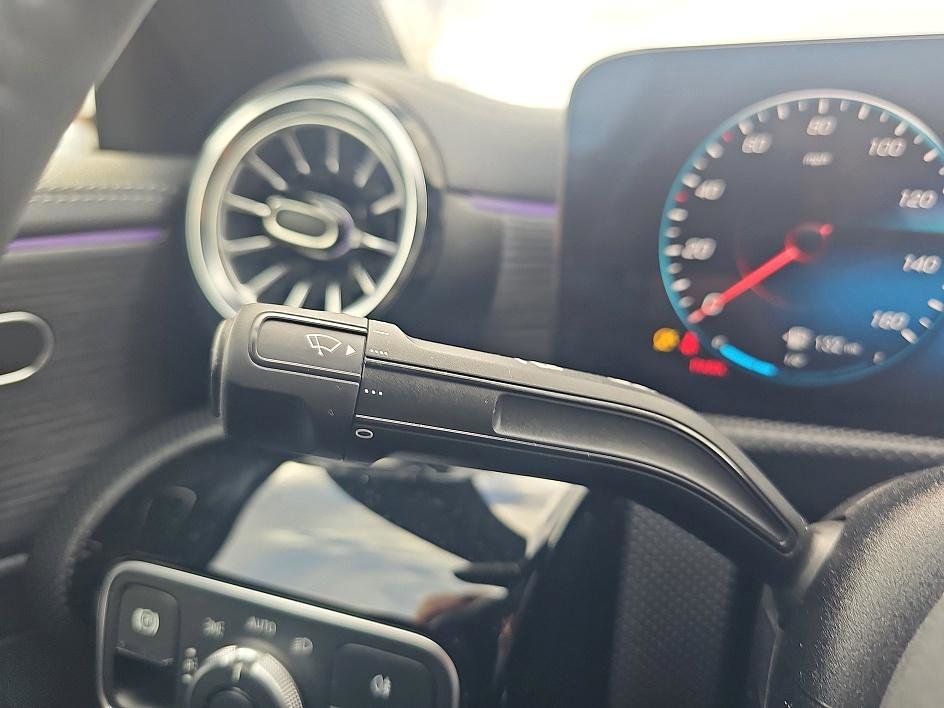 Used 2023 Mercedes-Benz CLA 250 4MATIC image 18