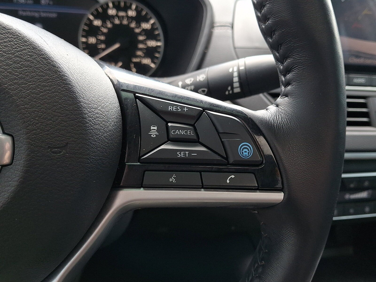 Used 2020 Nissan Altima 2.5 SV AWD/4WD image 24