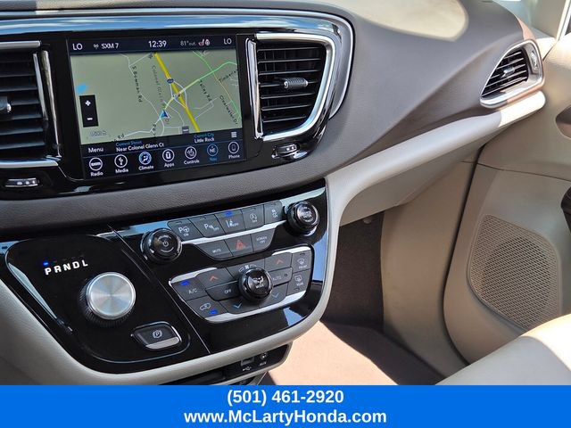 Used 2019 Chrysler Pacifica Touring-L Plus w/ Advanced Safetytec Group FWD image 27