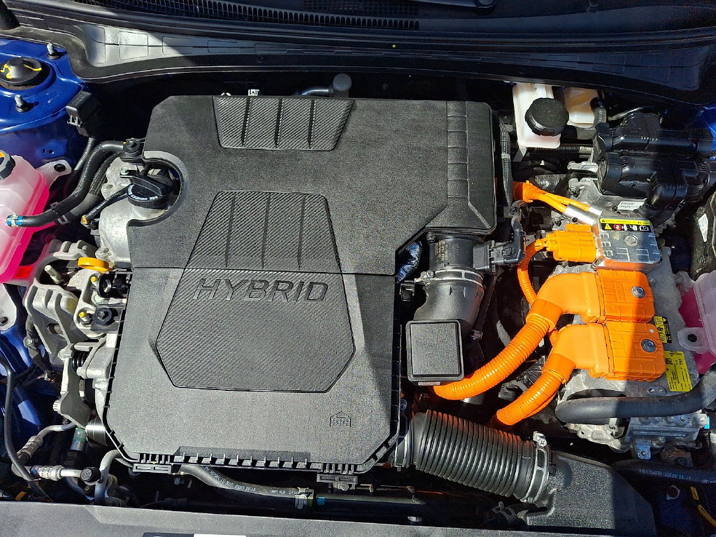 Certified 2025 Hyundai Elantra SEL FWD image 28