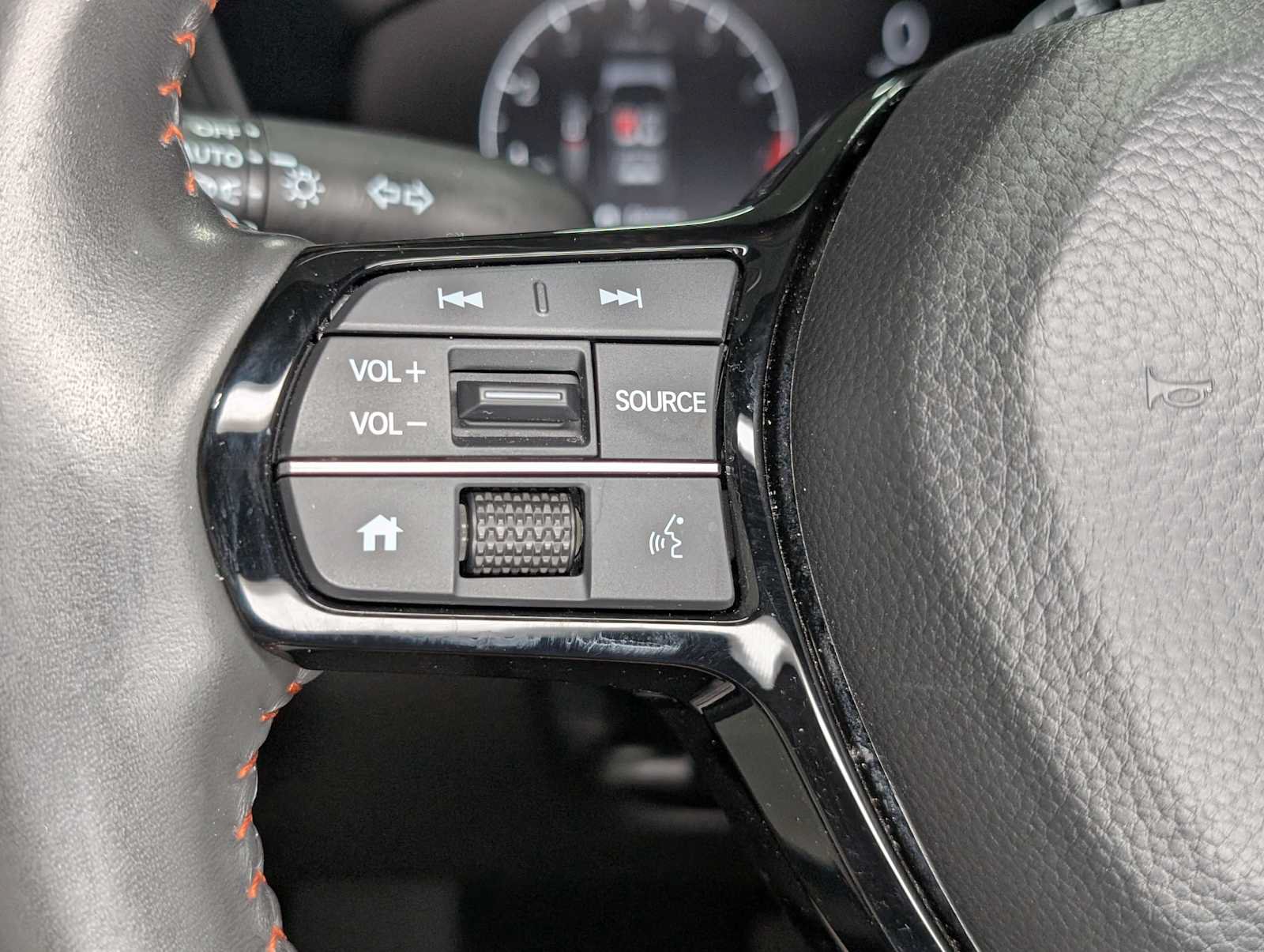 Certified 2024 Honda HR-V Sport image 32