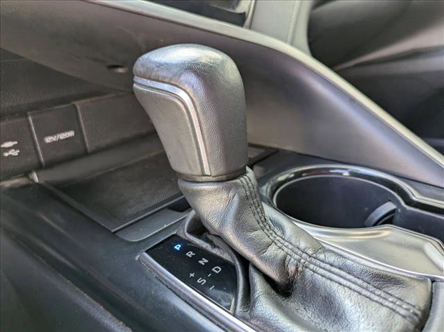 Used 2019 Toyota Camry SE image 12