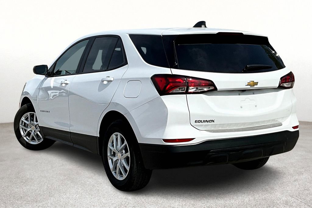 Used 2022 Chevrolet Equinox LS w/ LS Convenience Package image 17