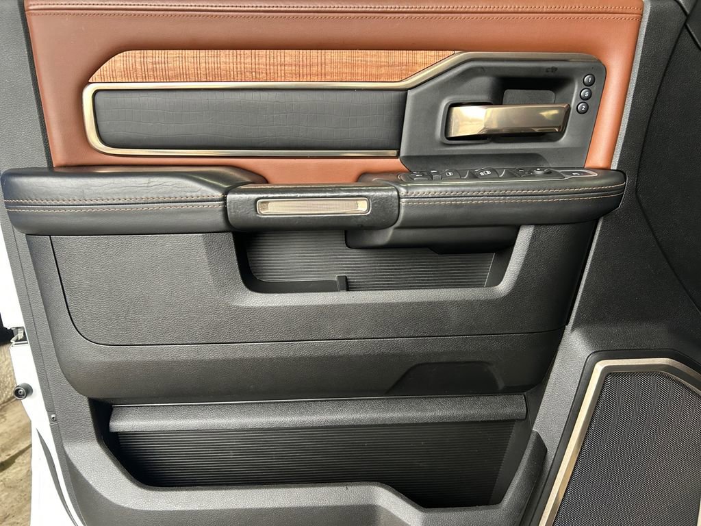 Used 2022 RAM 3500 Limited image 22