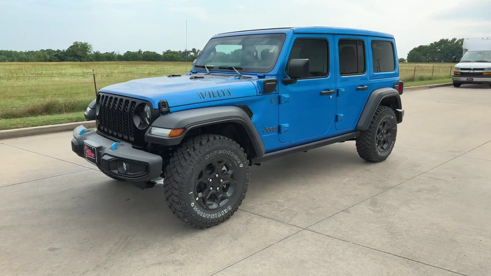 New 2023 Jeep Wrangler Unlimited w/ Sun & Screen Package AWD/4WD image 4