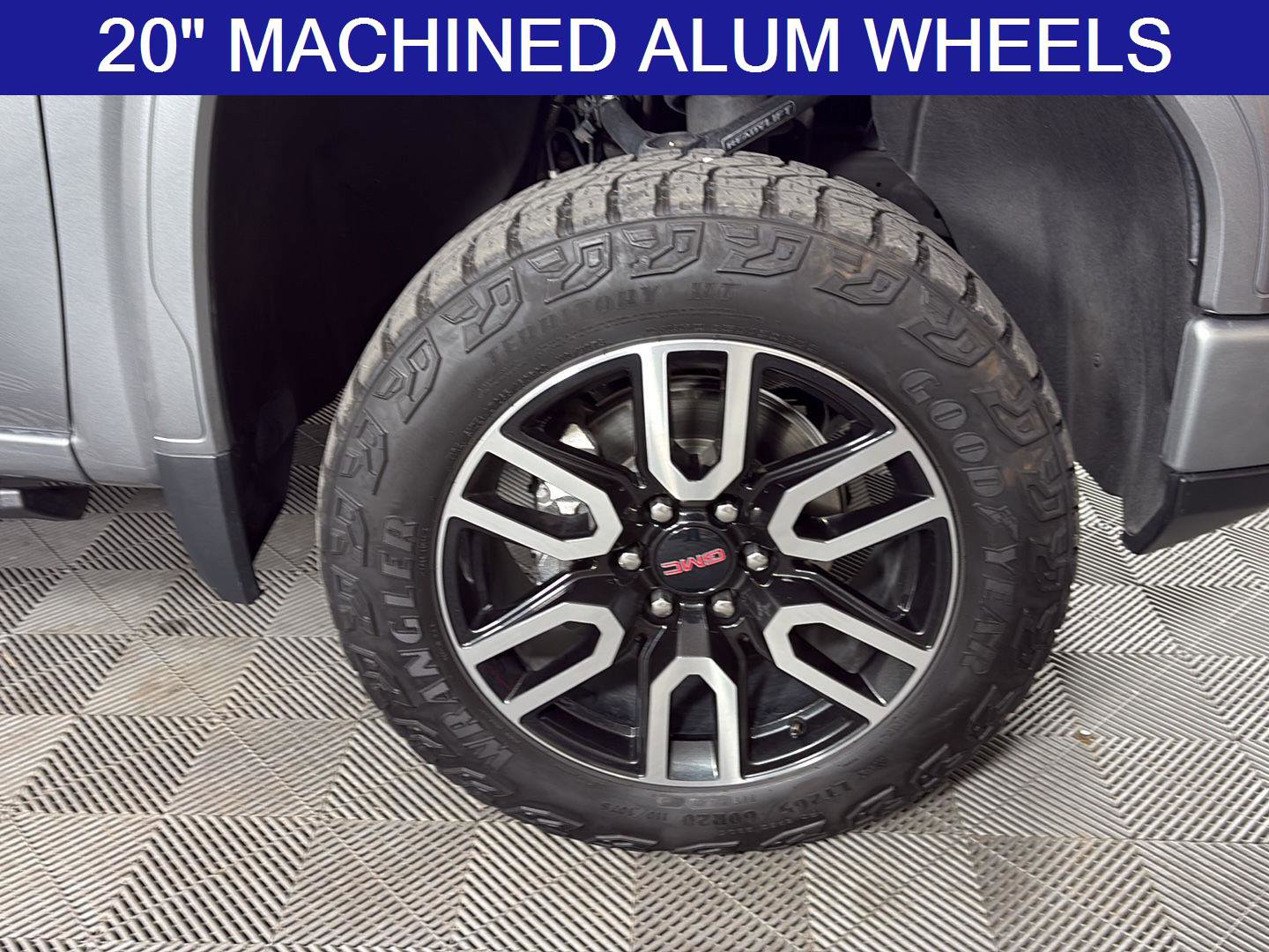 Used 2023 GMC Sierra 1500 AT4 w/ AT4 Premium Package image 13