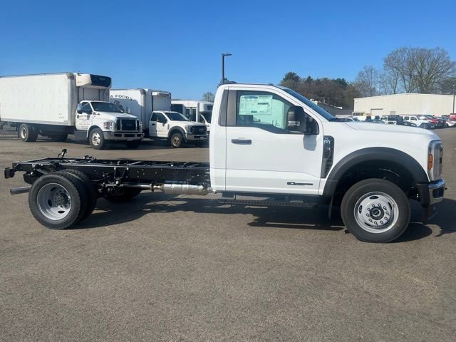 New 2026 Ford F550 4x4 Regular Cab Super Duty image 4
