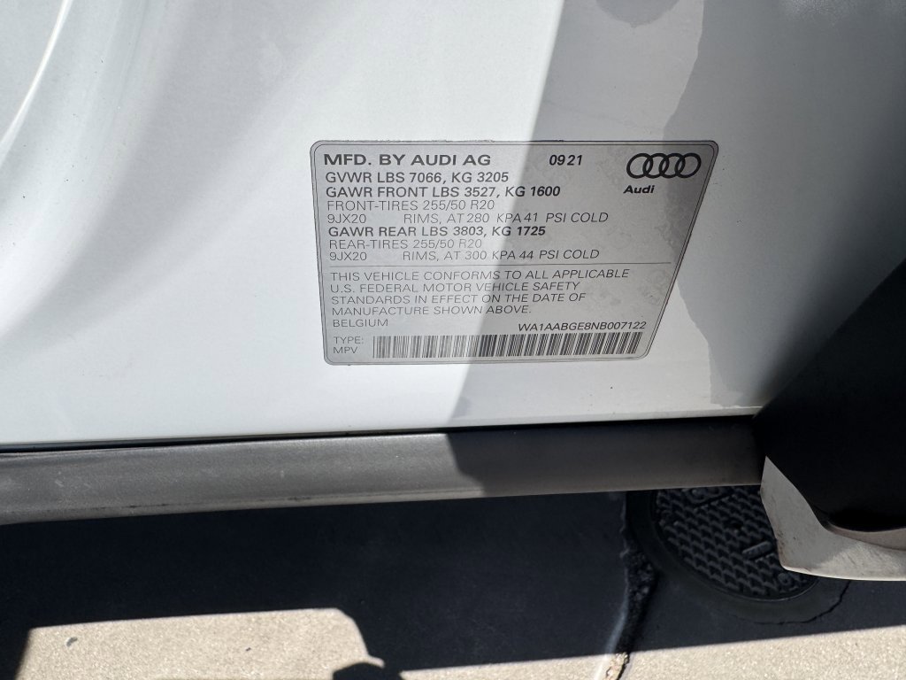 Used 2022 Audi e-tron Premium AWD/4WD image 51