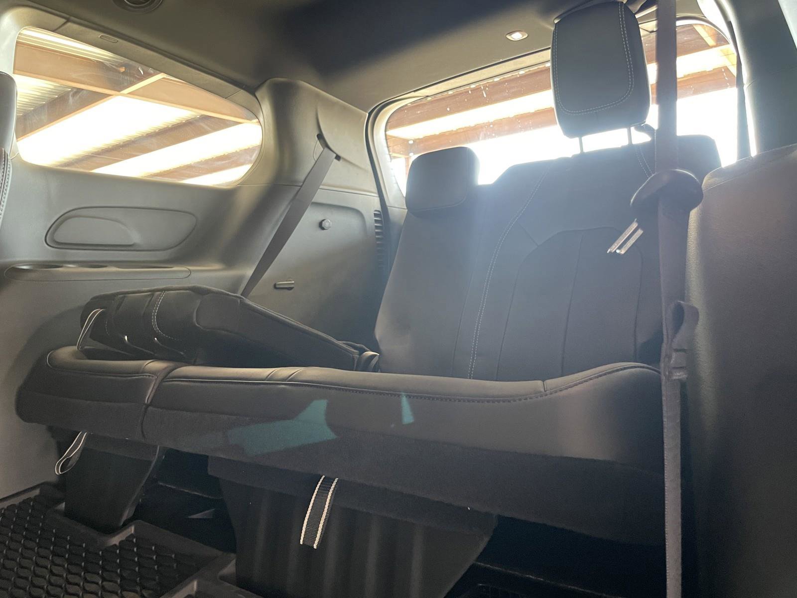 New 2025 Chrysler Pacifica Select w/ Fav Edition Package image 30