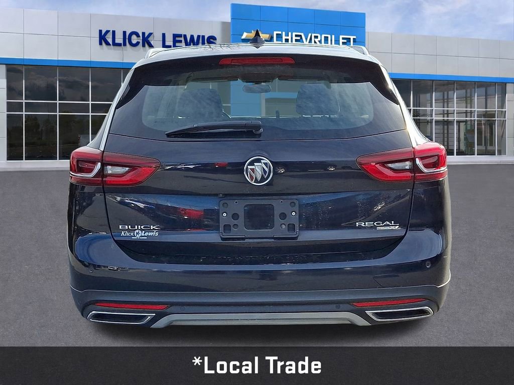 Used 2018 Buick Regal Essence w/ Driver Confidence Package #1 image 5