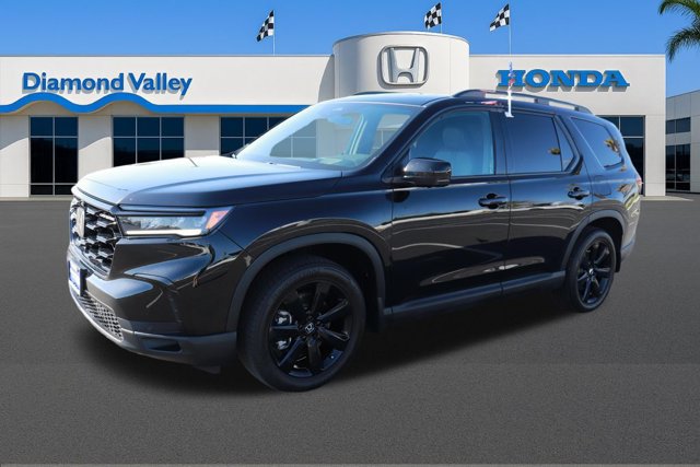 Certified 2025 Honda Pilot Black Edition image 3