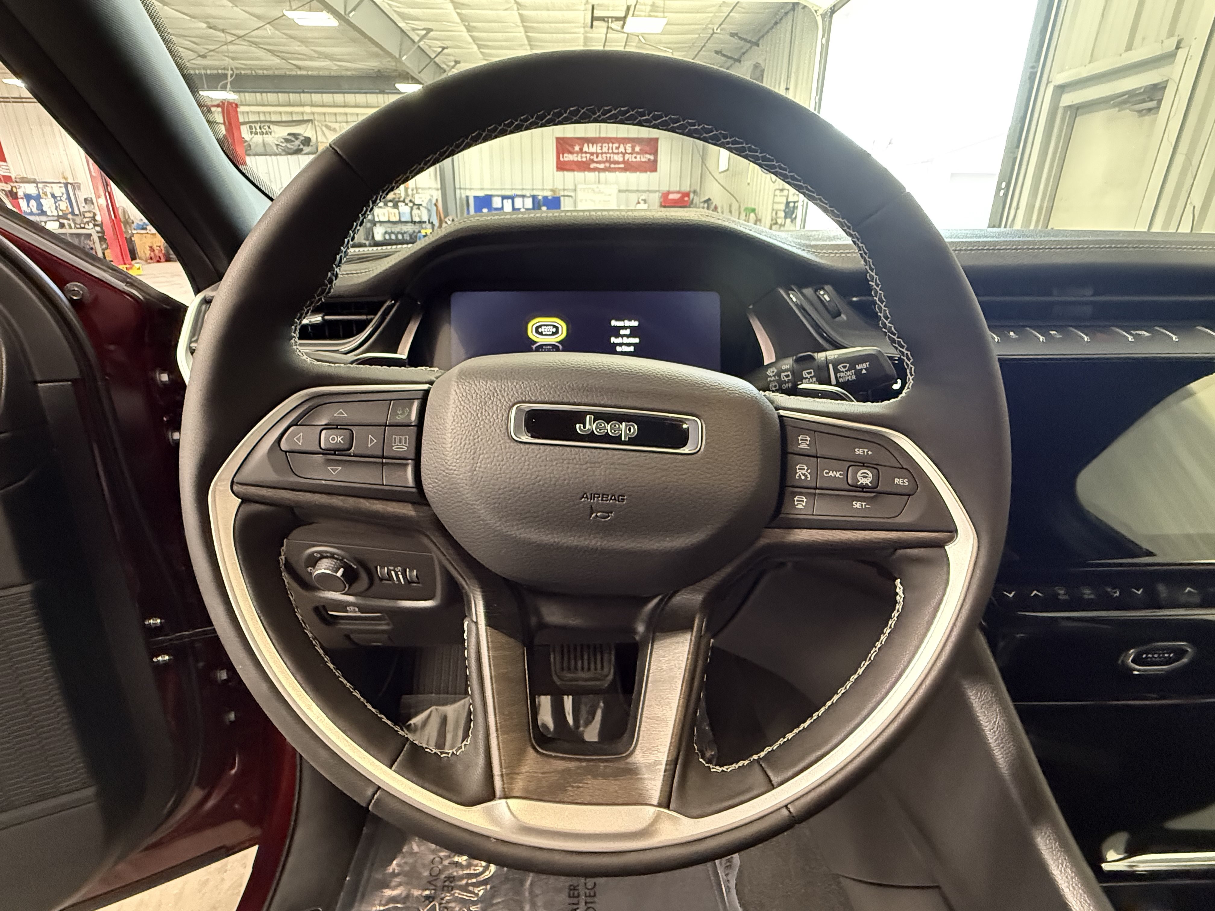 New 2026 Jeep Grand Cherokee L 4WD image 27