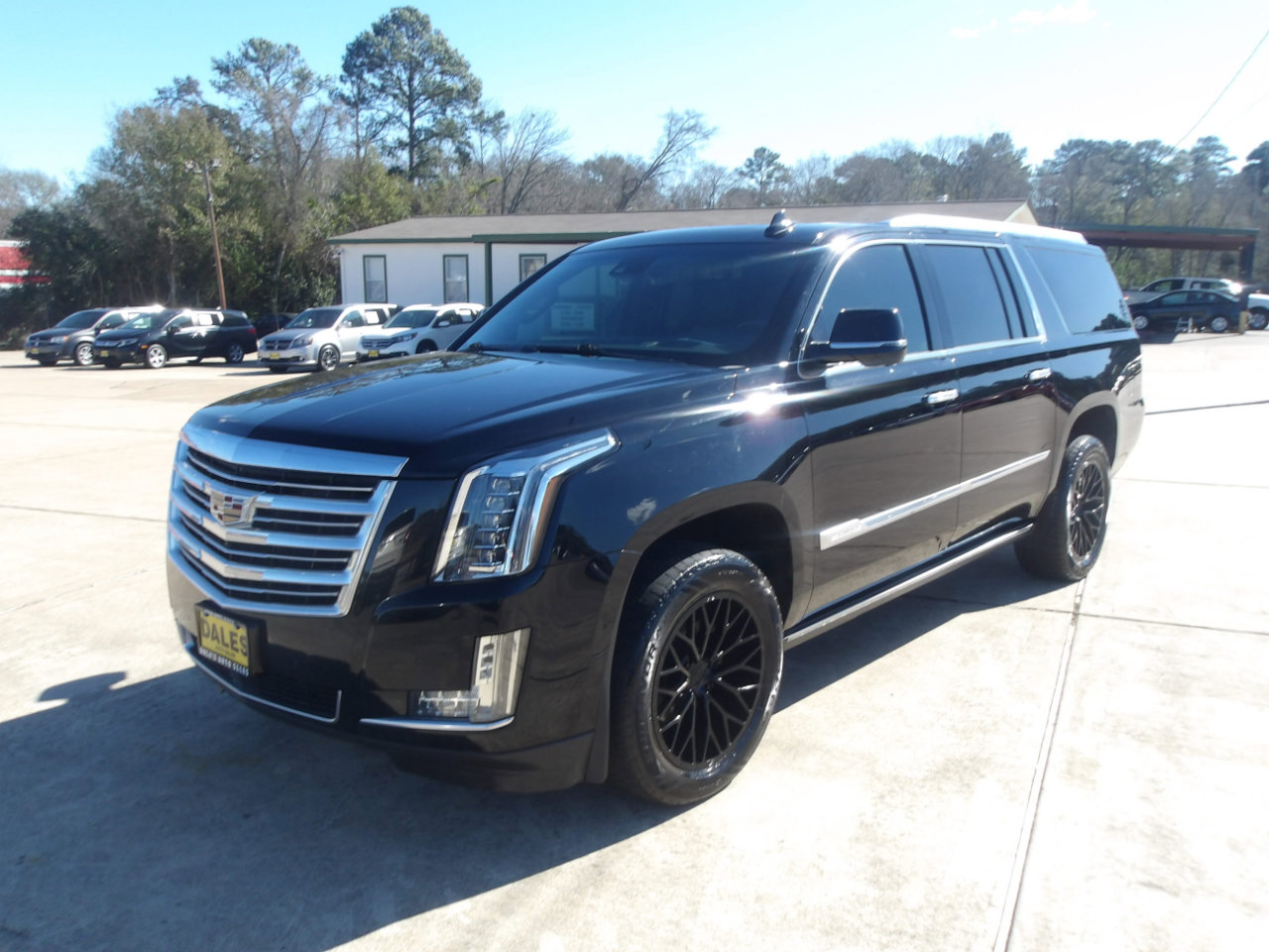 Used 2016 Cadillac Escalade ESV Platinum image 2