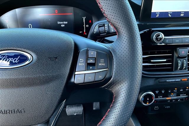 Used 2025 Ford Escape ST-Line Select image 12